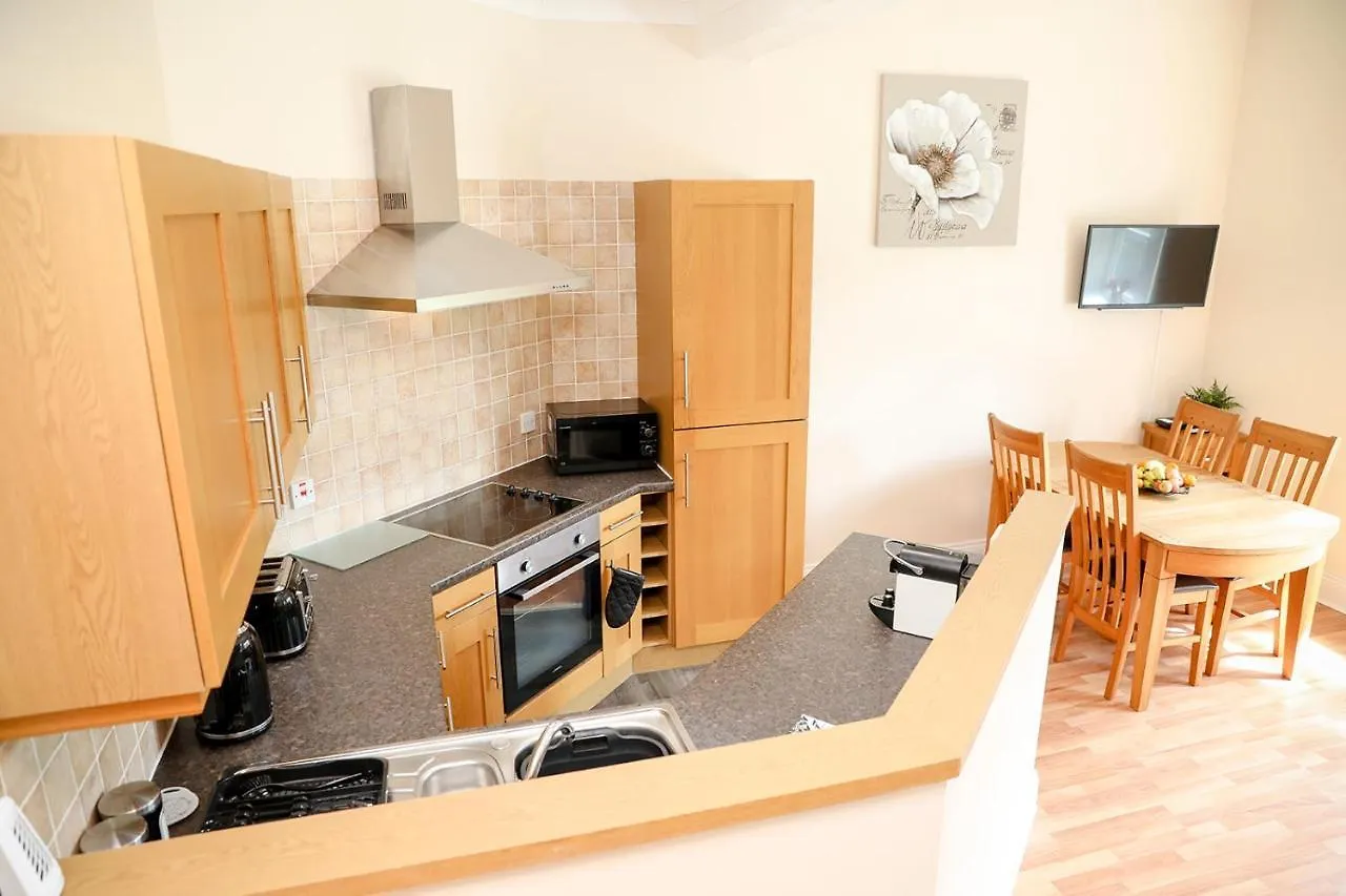 Beautiful Cozy 3 Bedroom 2 Bathroom Apartment Newcastle upon Tyne
